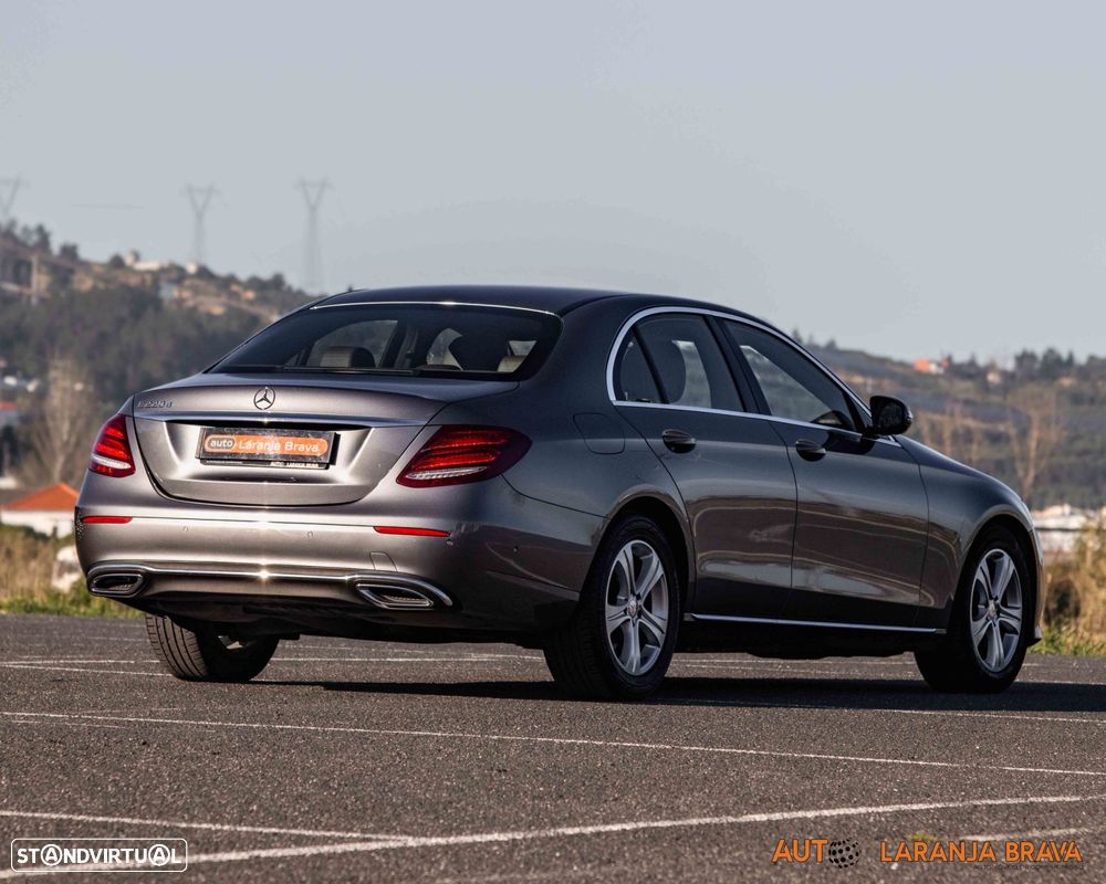Mercedes-Benz E 220 d Exclusive - 14