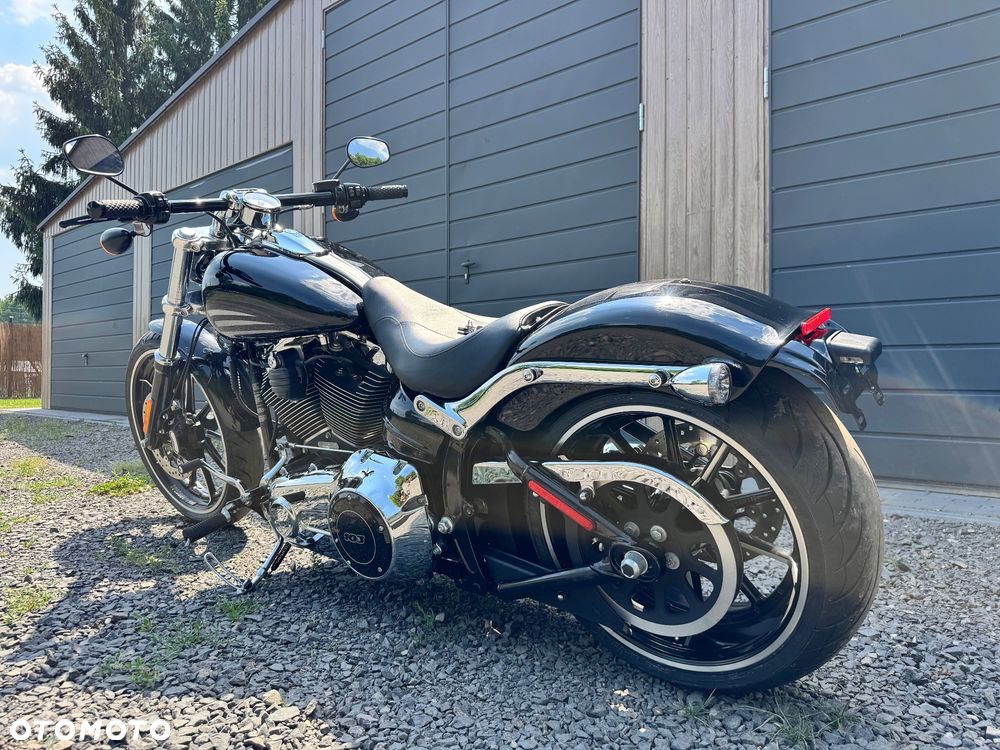 Harley-Davidson FXSB Breakout - 6