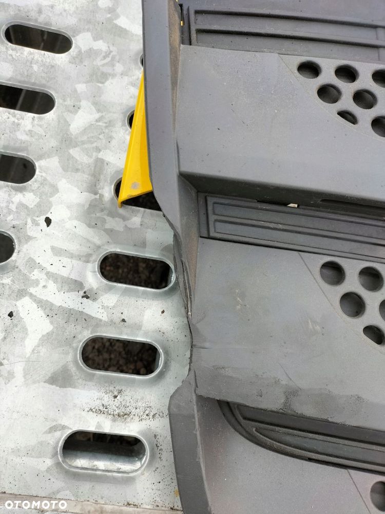 mercedes atego grill atrapa a9678800285 - 3