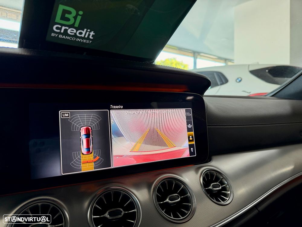 Mercedes-Benz E 220 d AMG Line - 18