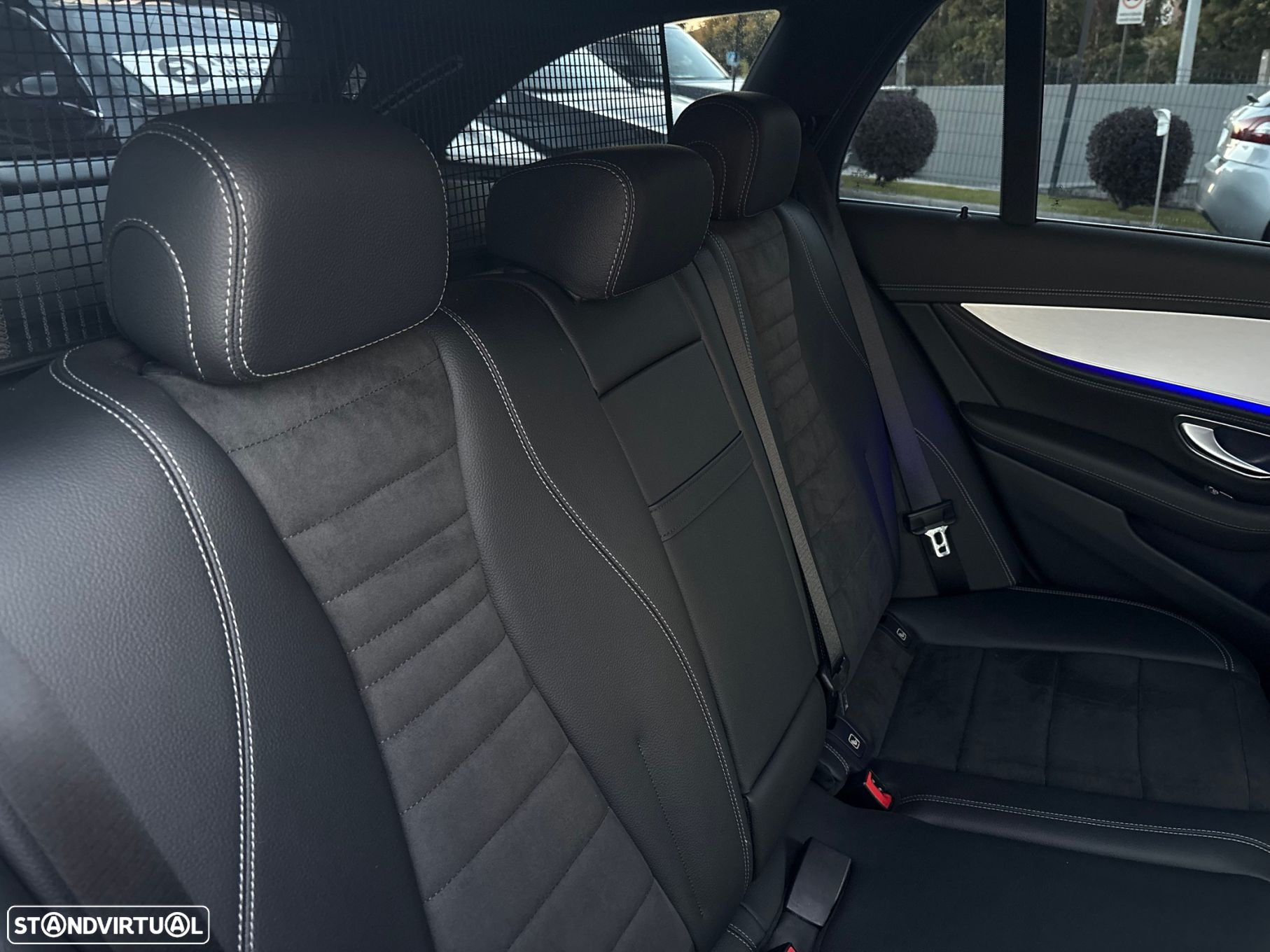 Mercedes-Benz E 300 de AMG Line - 27