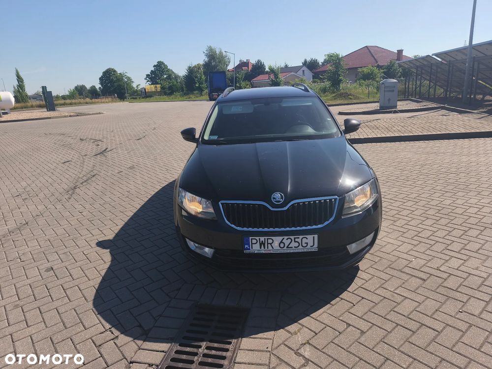 Skoda Octavia 2.0 TDI Ambition DSG - 6