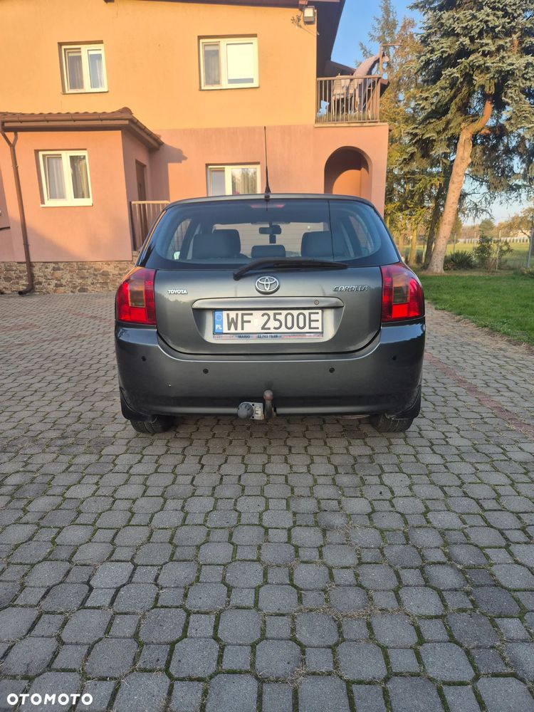 Toyota Corolla - 3