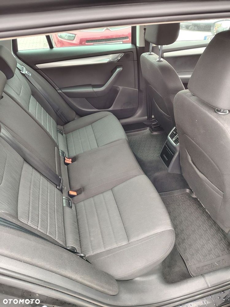 Skoda Octavia 2.0 TDI 4x4 Elegance - 11