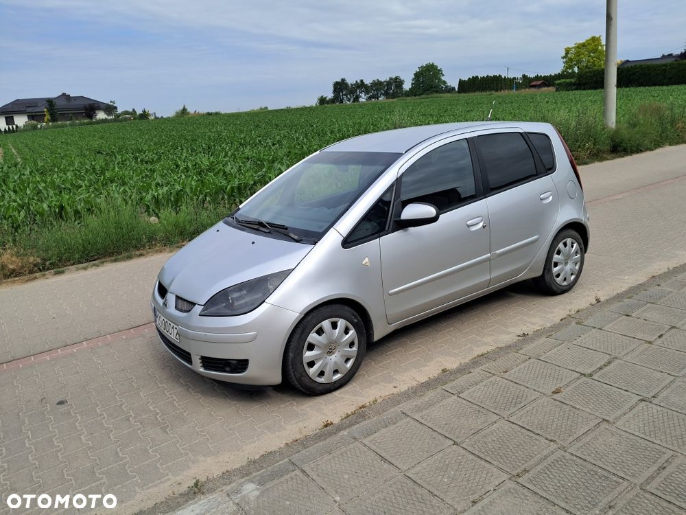 Mitsubishi Colt - 3