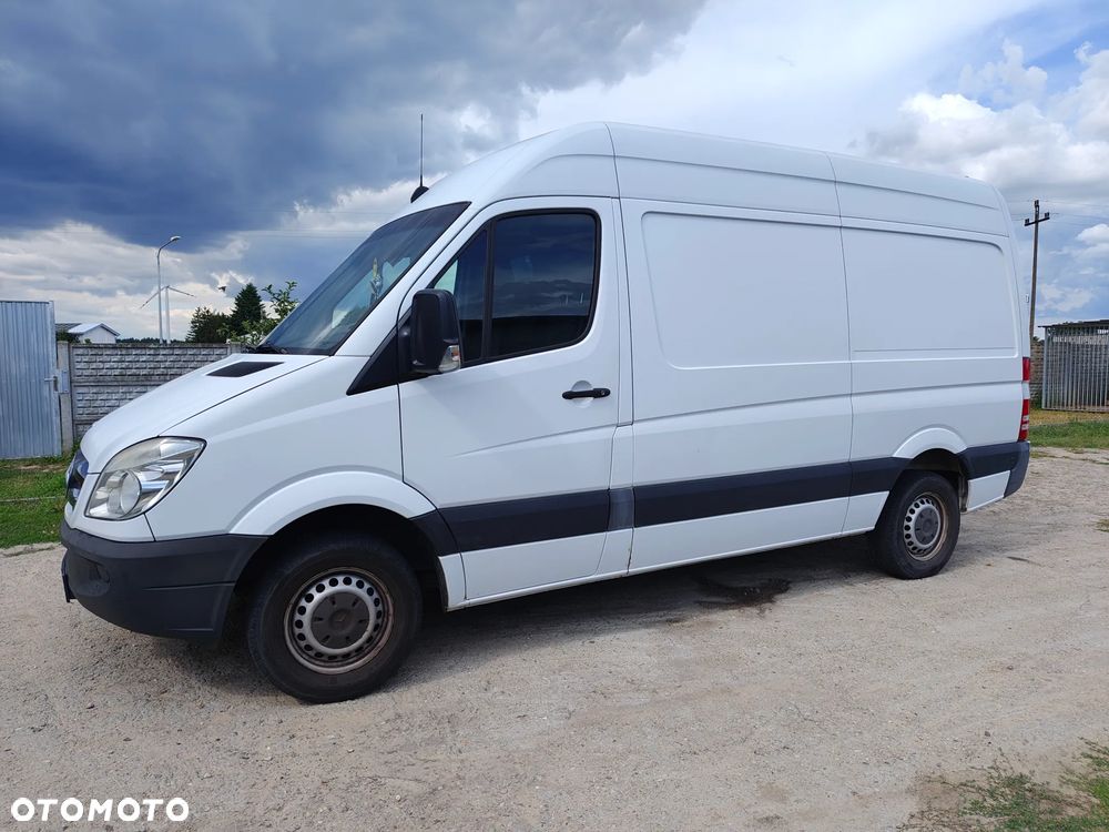 Mercedes-Benz Sprinter - 3