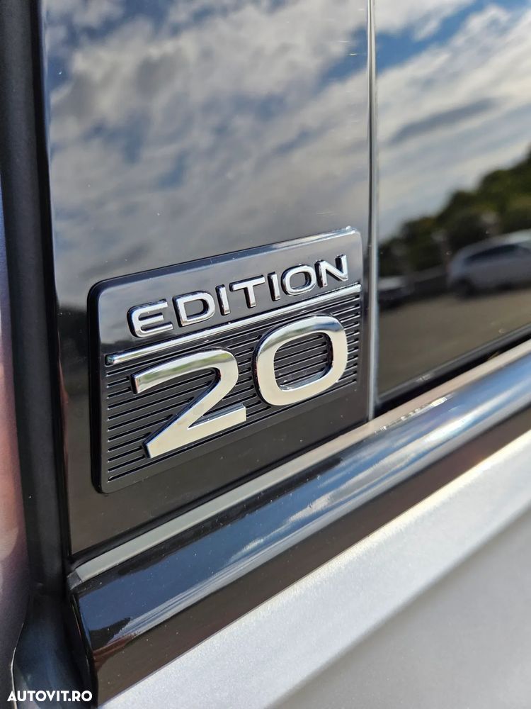 Volkswagen Touareg V6 TDI 4MOTION R-Line - 23