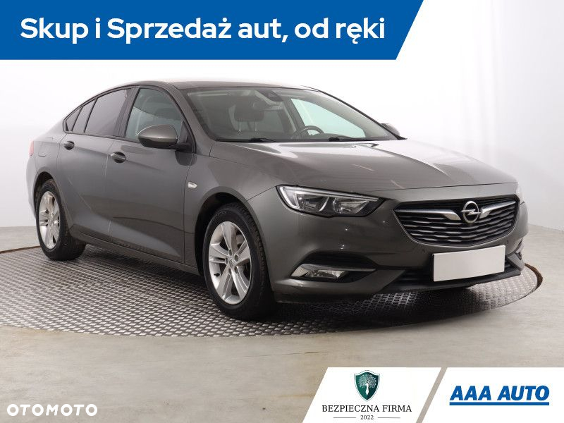 Opel Insignia - 2