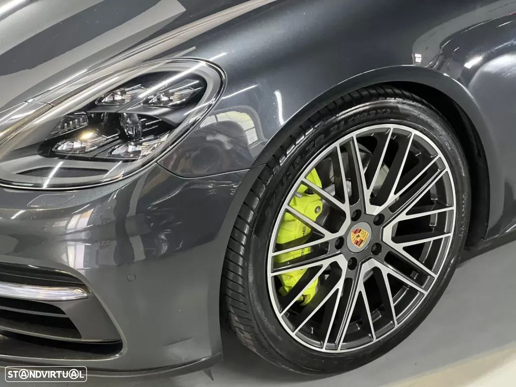 Porsche Panamera 4 E-Hybrid Executive - 40