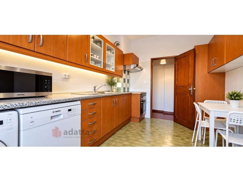 Apartamento T2 Remodelado e Equipado para Arrendamento em Setúbal -... - Grande imagem: 4/17