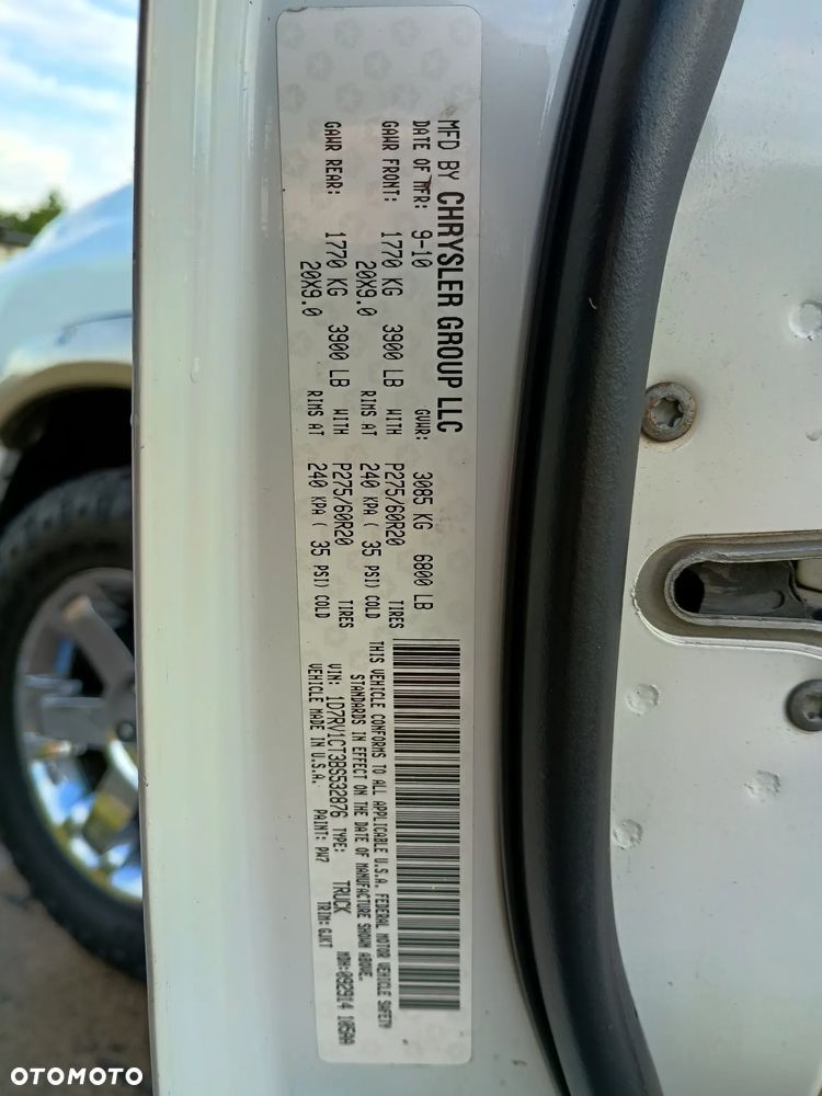 Dodge RAM 5.7 4x4 - 13