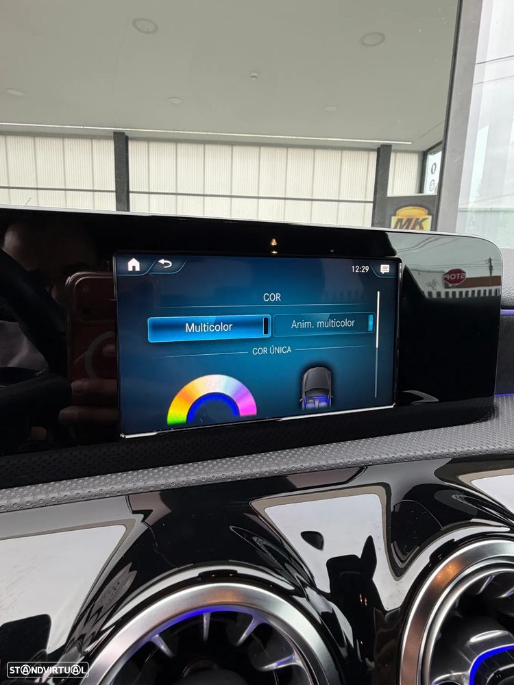 Mercedes-Benz A 250 Limousine e 8G-DCT AMG Line - 21