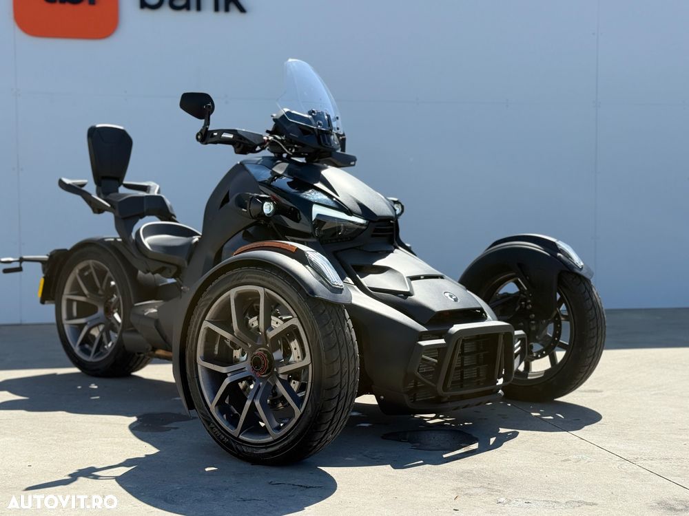 Can-Am Ryker 900 - 3