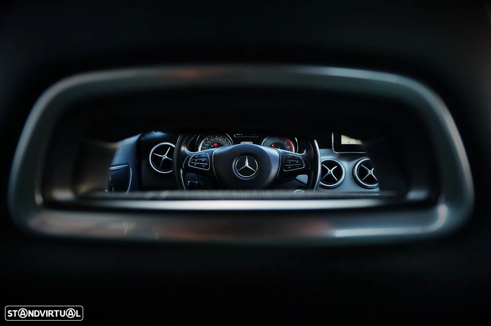 Mercedes-Benz CLA 200 Shooting Brake (CDI) d Urban - 15