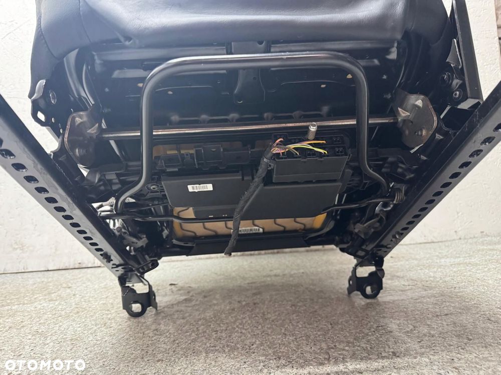 fotel lewy v40 ii 2012-2018r r-design w-wa - 7
