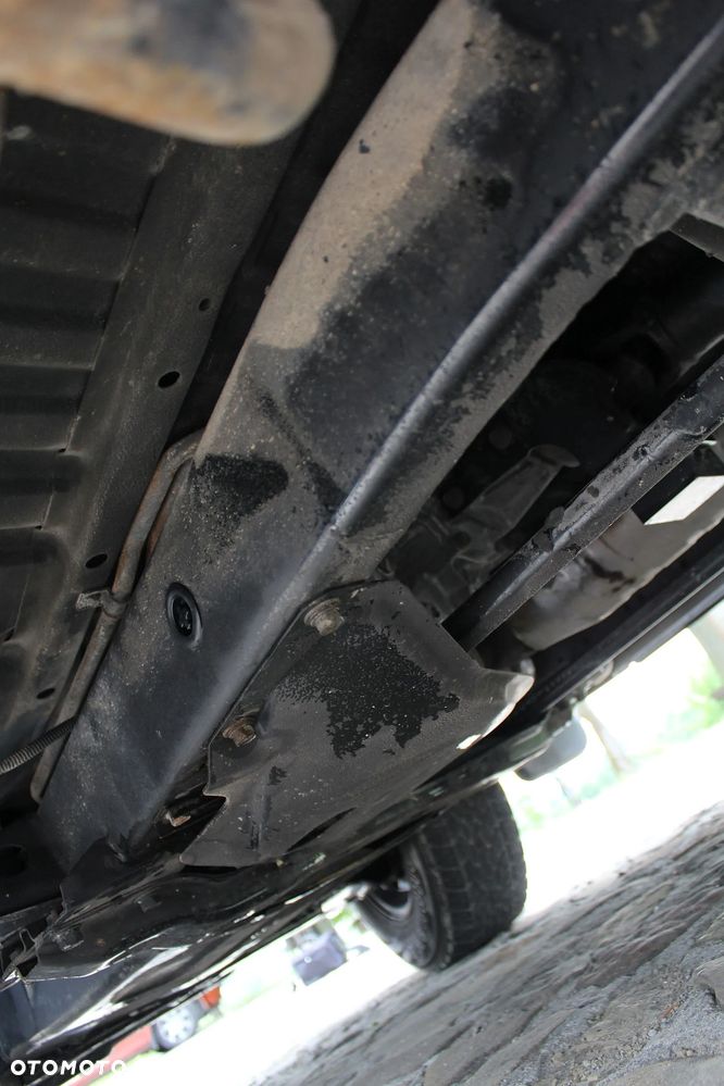 Mitsubishi Pajero Sport 2.5 TD Classic - 17