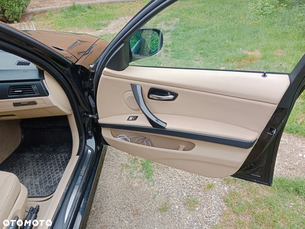 BMW Seria 3 325i - 11
