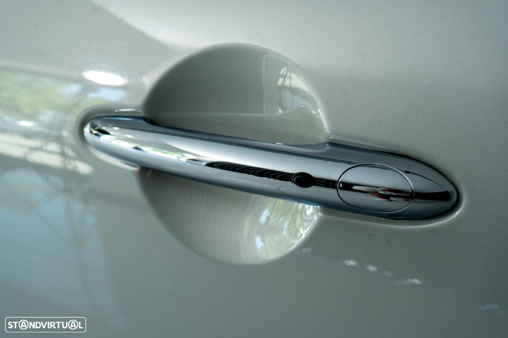 MINI 3 Portas Cooper SE Premium Essential - 38