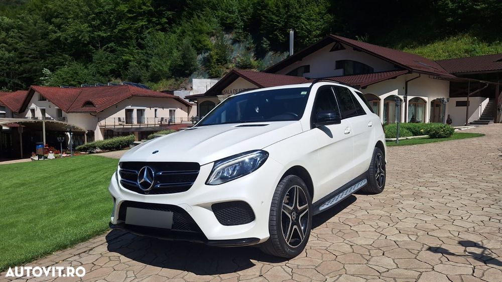 Mercedes-Benz GLE - 1
