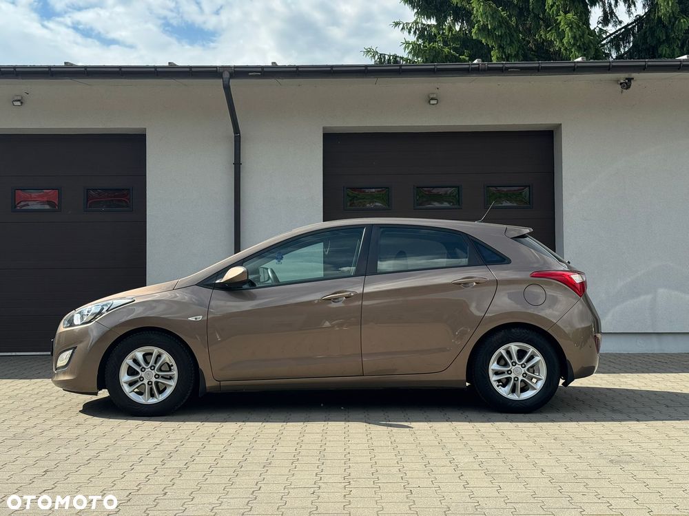 Hyundai i30 1.4 Premium - 6