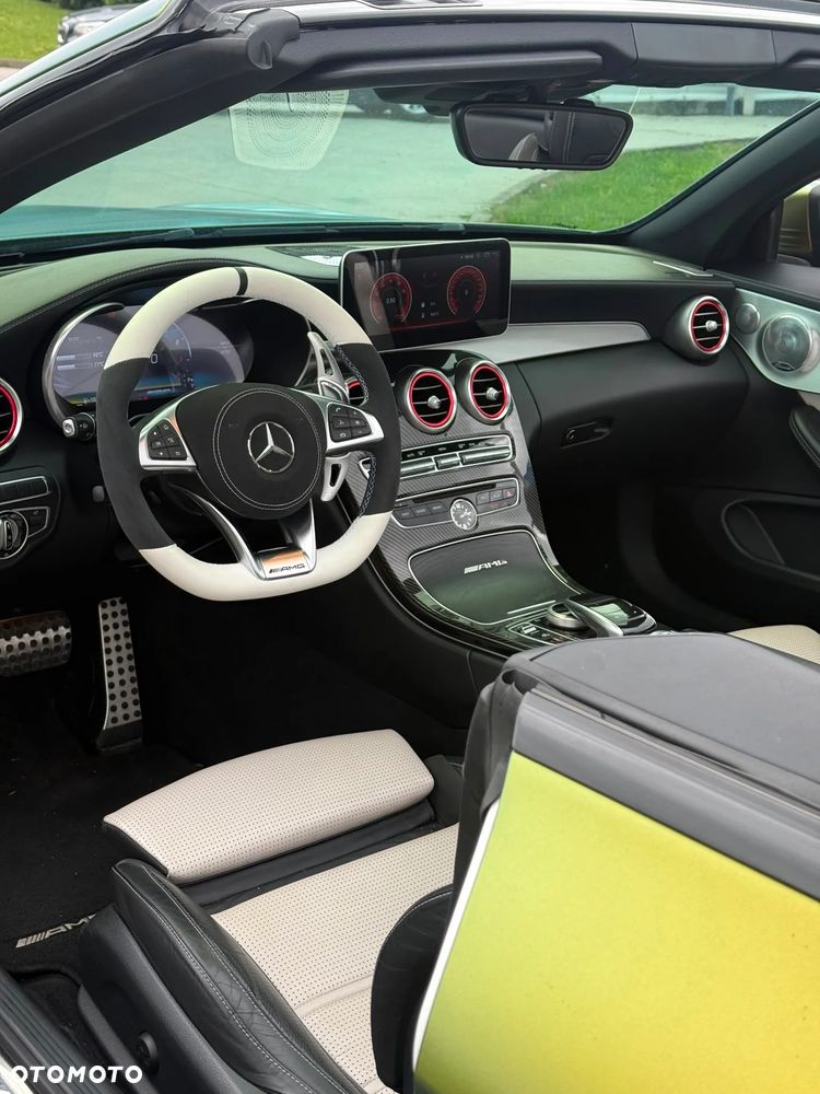 Mercedes-Benz Klasa C AMG 63 S AMG Speedshift 7G-MCT - 23