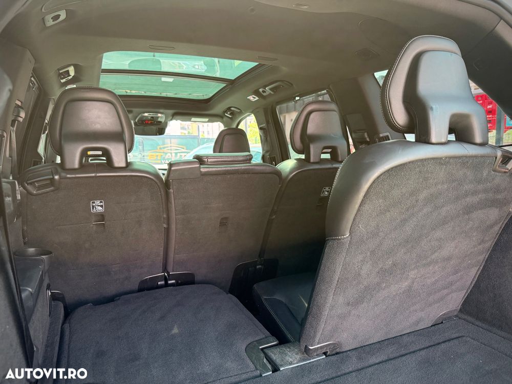 Volvo XC 90 D5 AWD Geartronic RDesign - 10