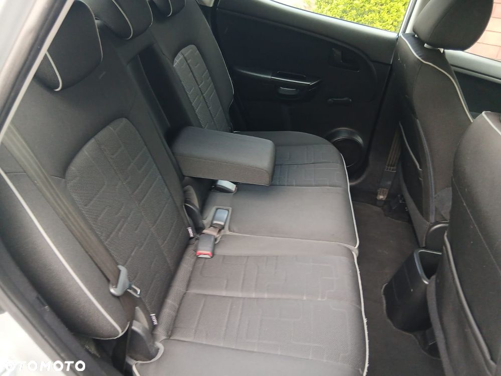 Kia Venga 1.4 CVVT Vision - 31