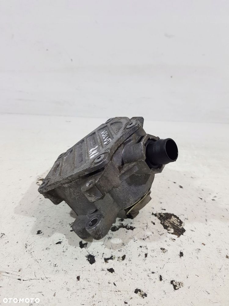 pompa vacum 31316688 volvo s60 ii v60 v70 2.0d - 2