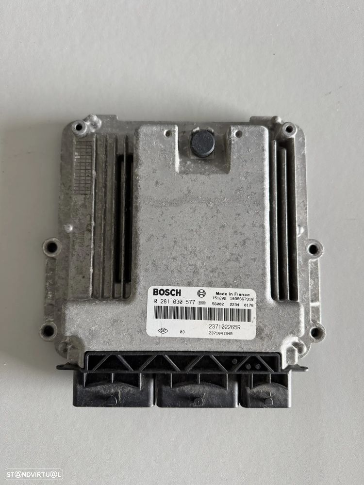 Centralina motor / ECU RENAULT Master III - 1