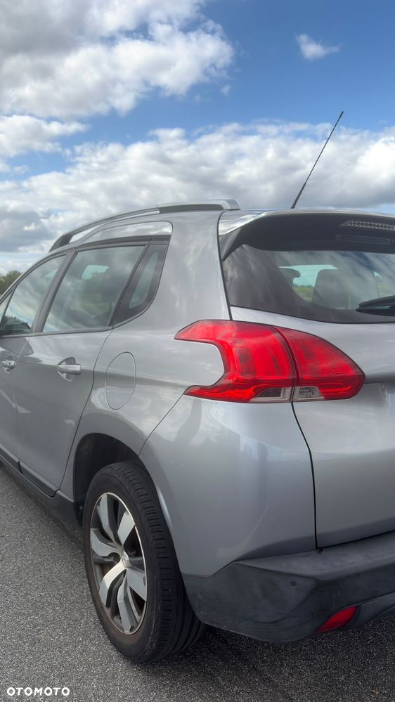 Peugeot 2008 - 3