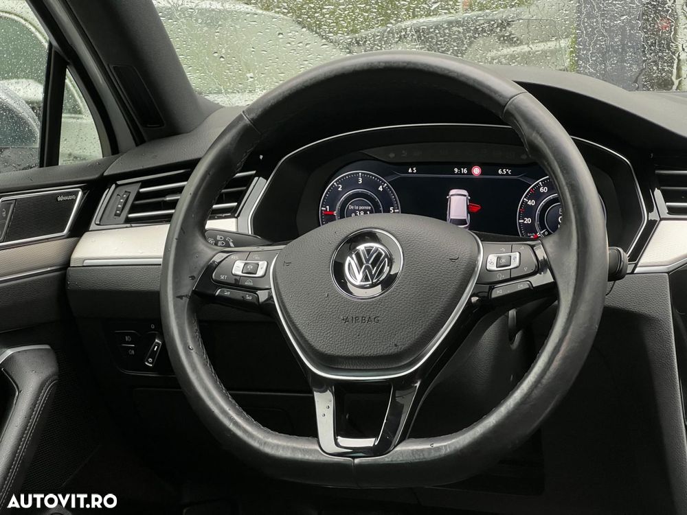 Volkswagen Passat Alltrack - 10