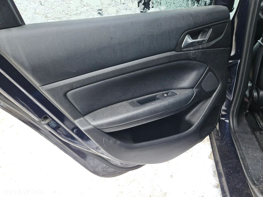 Fotele kanapa skóra skórzane boczki Peugeot 308 II T9 kombi SW 2015r EKUD - 5