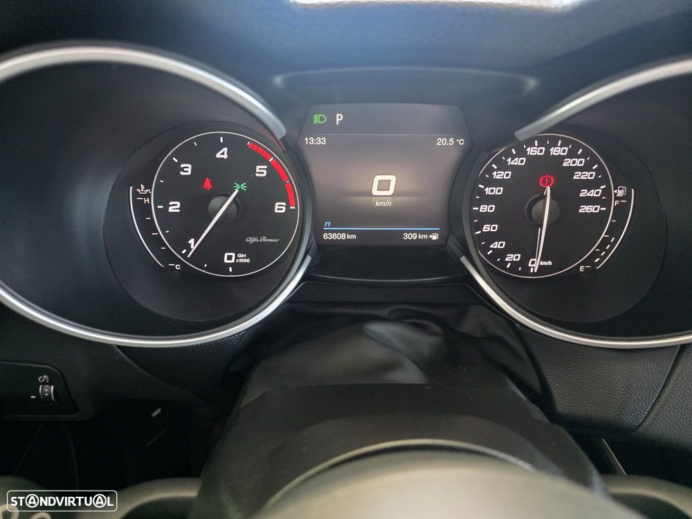 Alfa Romeo Stelvio 2.2 D Sprint AT8 - 19