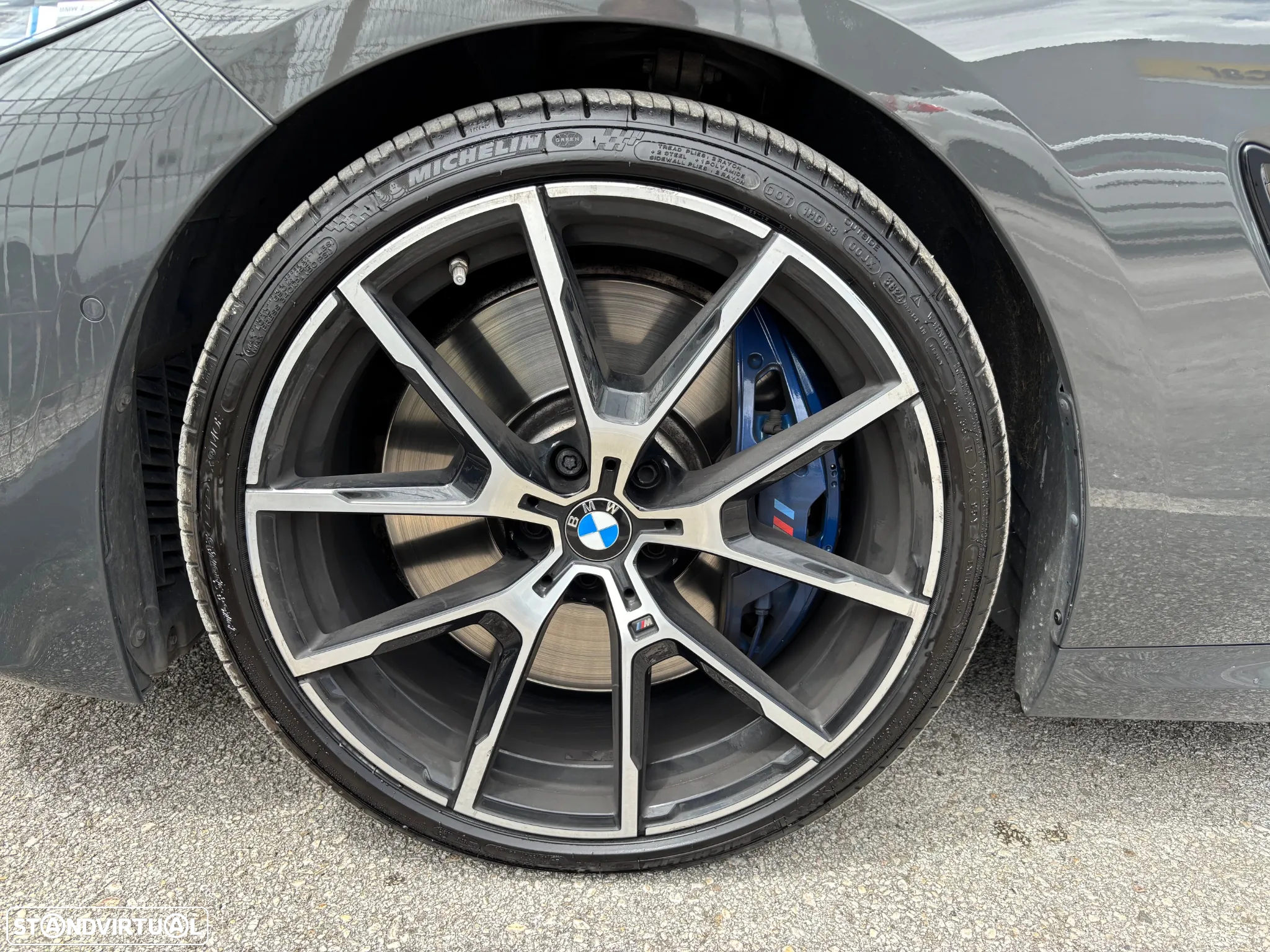 BMW M850i xDrive - 26