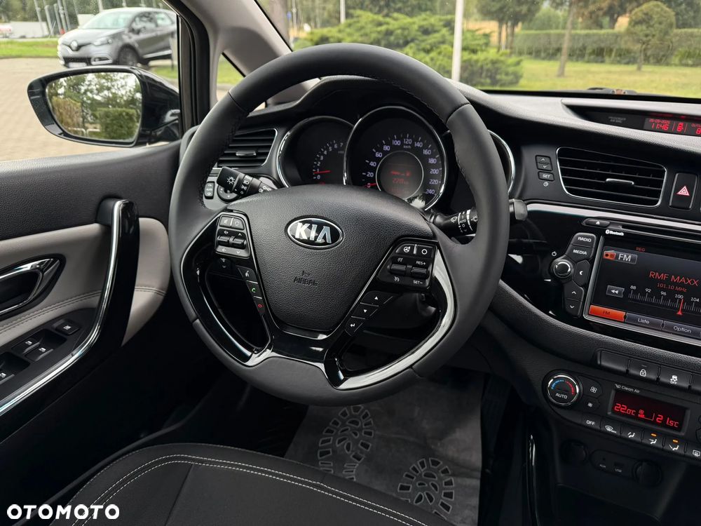 Kia Ceed 1.6 GDI SW Vision - 29