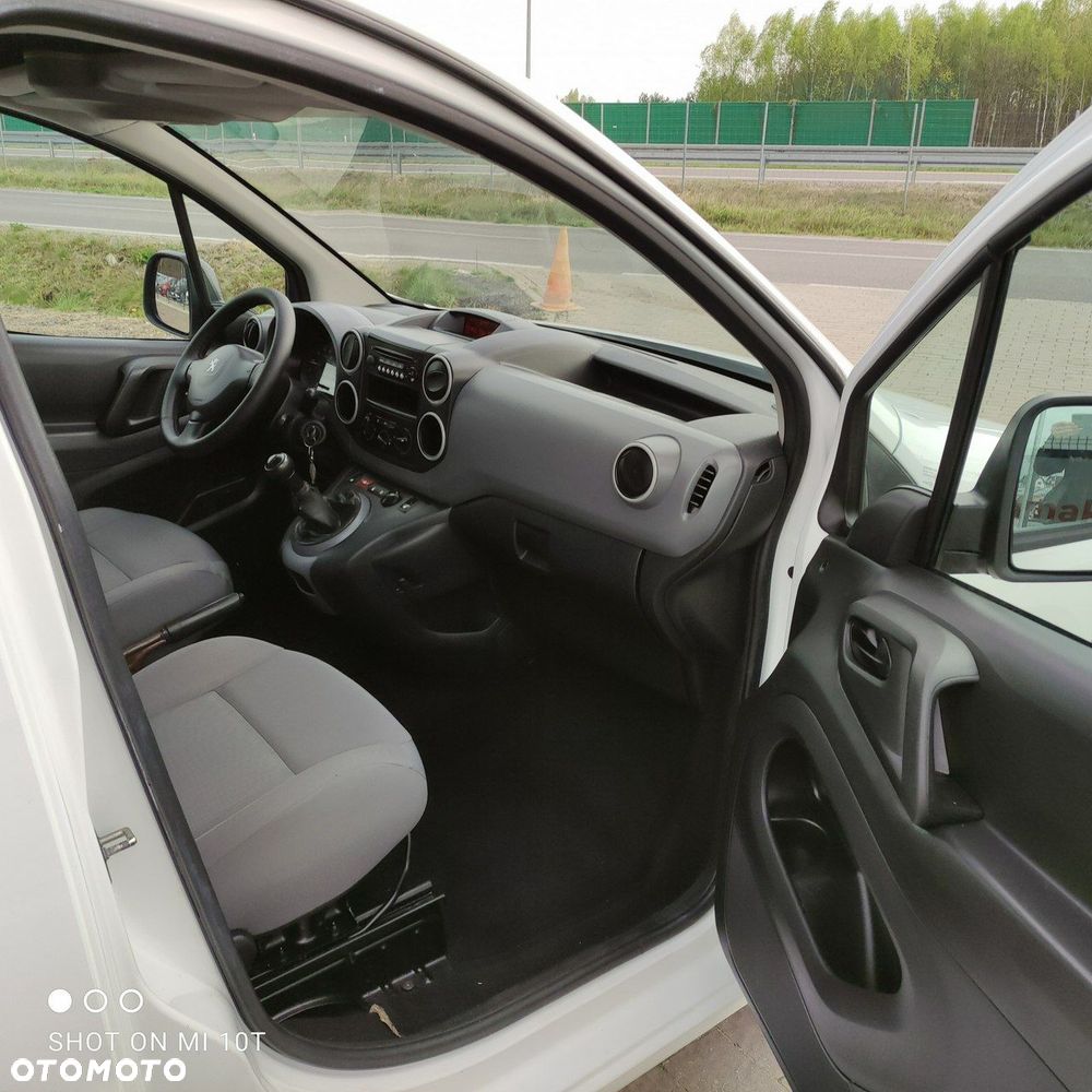 Peugeot Partner - 21