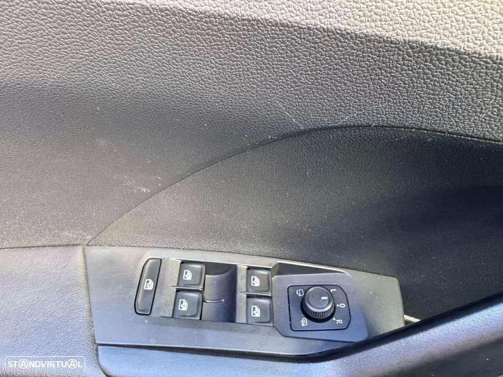 VW T-Cross 1.0 TSI Life - 13