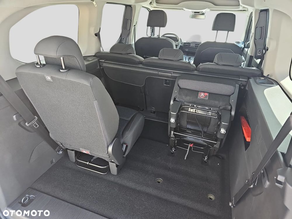 Fiat Qubo 1.5 D 7-Sitzer Icon - 21