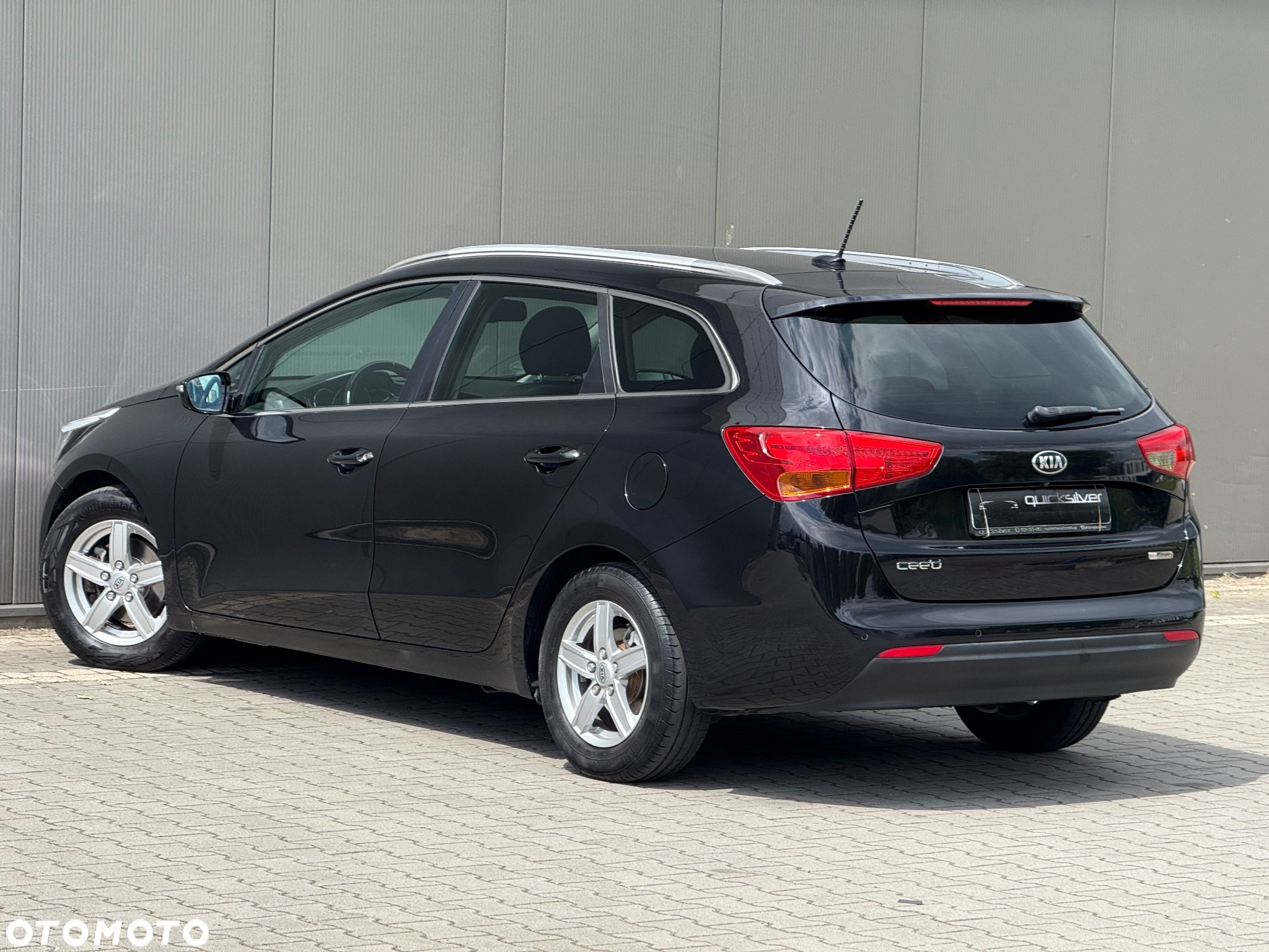 Kia Ceed - 9