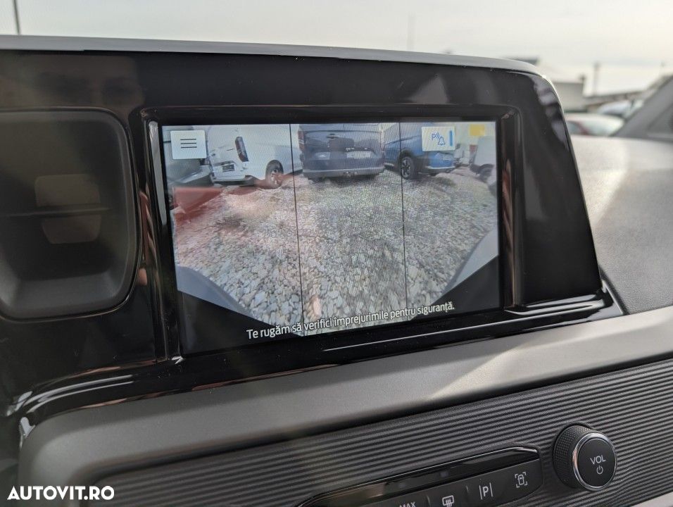 Ford Tourneo Courier 1.0 EcoBoost Titanium - 21