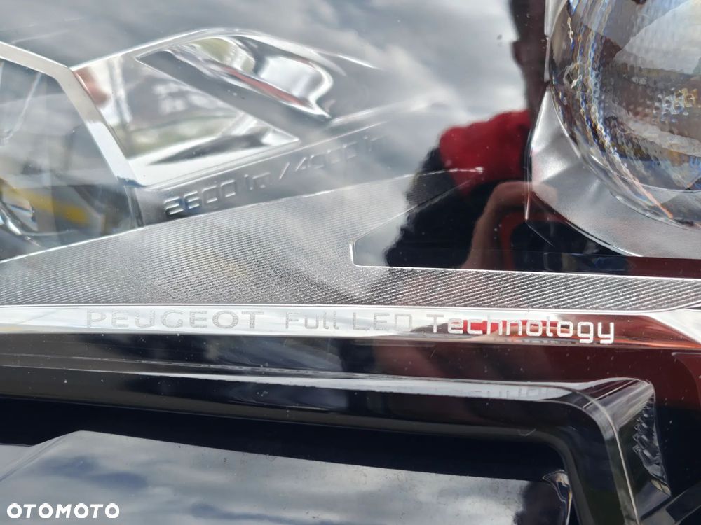Peugeot 3008 1.6 PureTech GT S&S EAT8 - 6