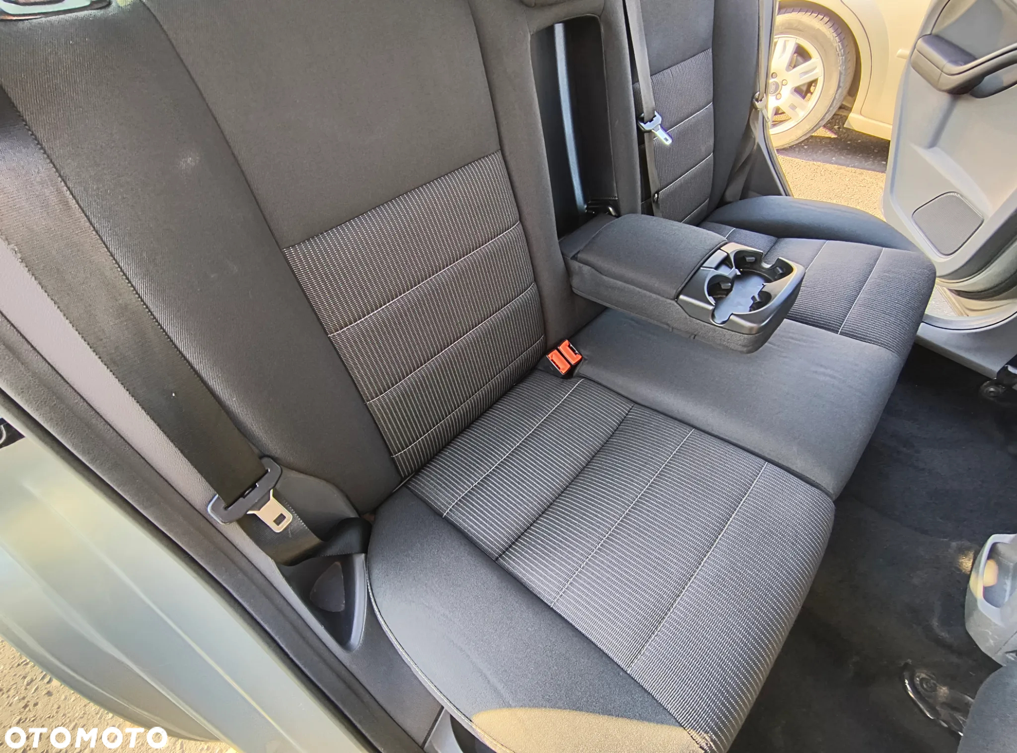 Ford Focus 1.6 16V Ghia - 25