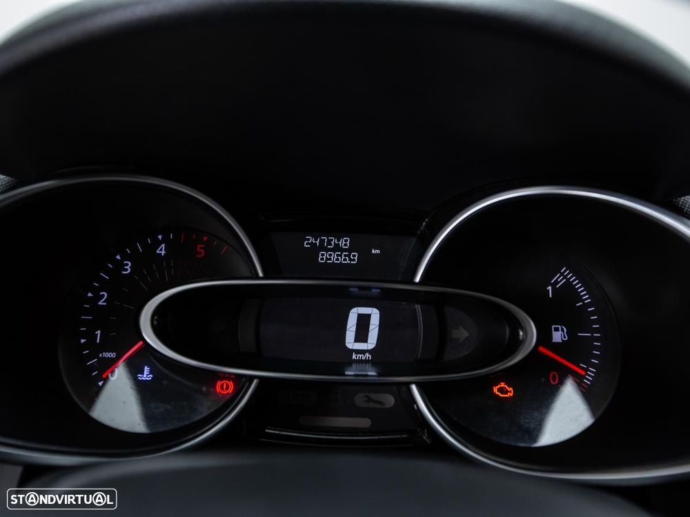Renault Clio Sport Tourer 1.5 dCi Limited — fotografia 16