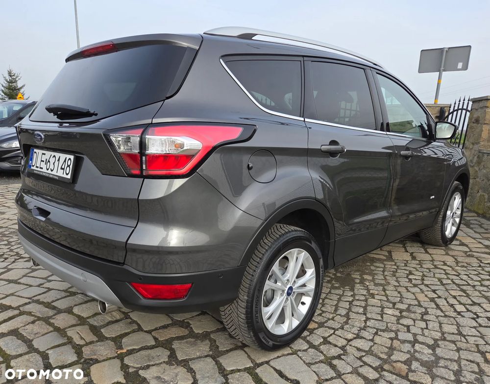 Ford Kuga 2.0 TDCi 4x4 Titanium - 10