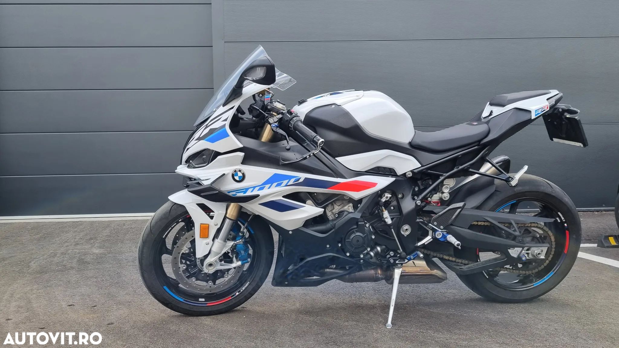 BMW S1000RR - 1