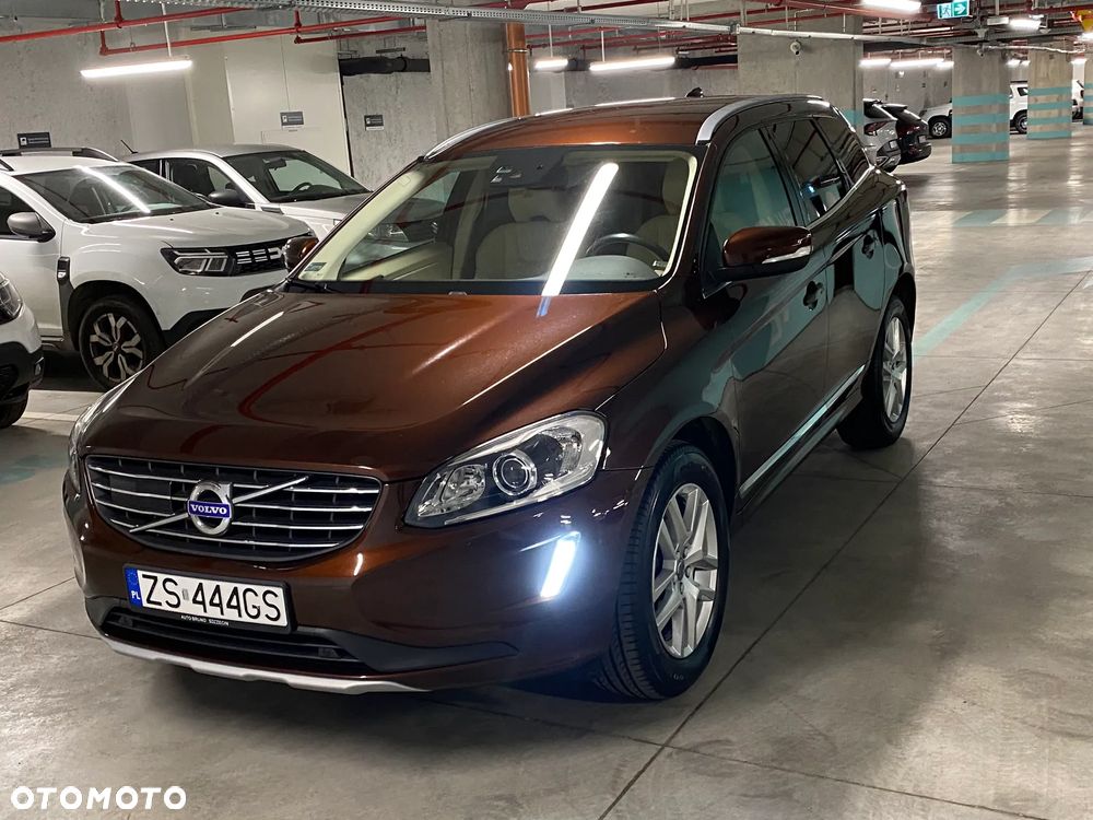Volvo XC 60 D5 AWD Kinetic - 10