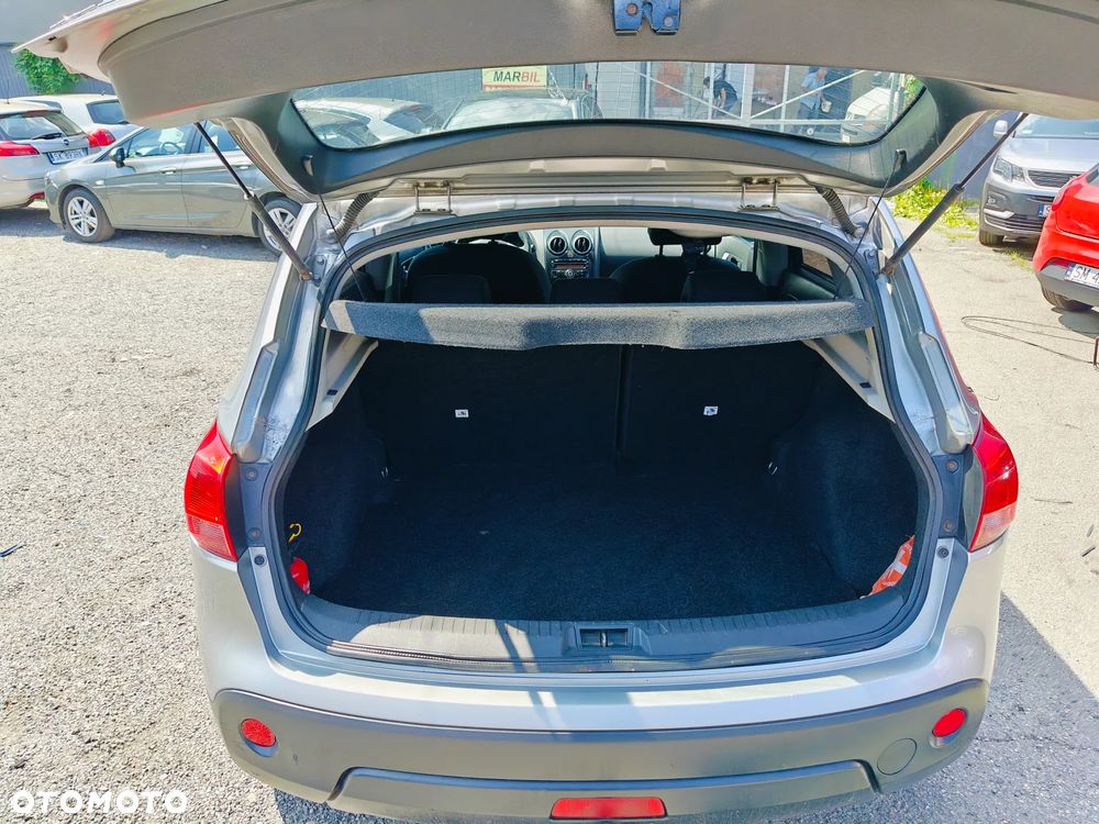 Nissan Qashqai 2.0 dCi DPF tekna - 18