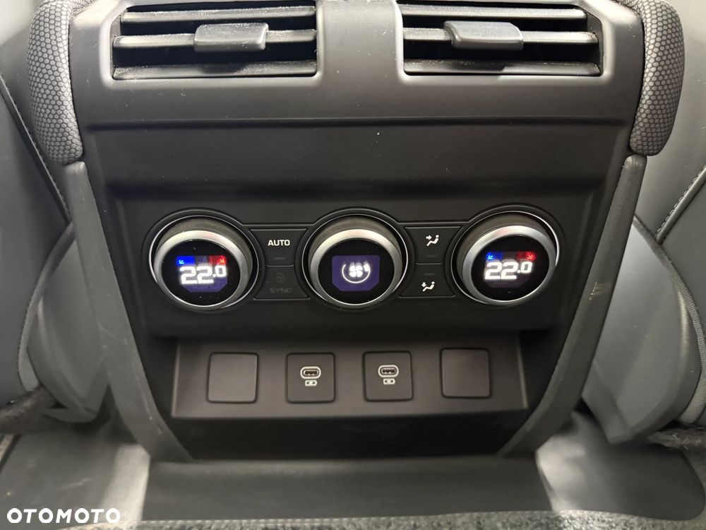 Land Rover Defender 3.0 D250 mHEV S - 17