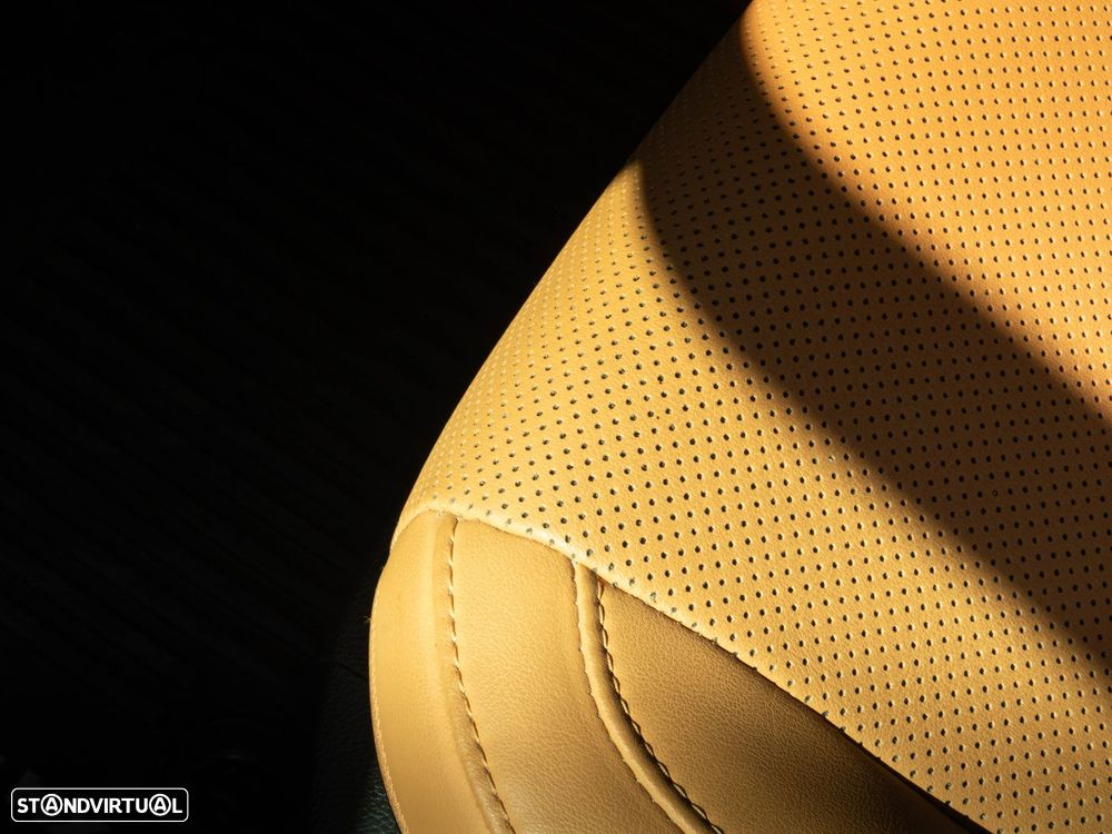 Lexus NX 450h+ - 40
