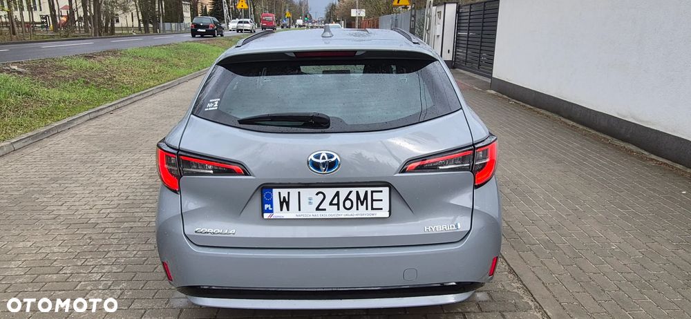 Toyota Corolla 1.8 Hybrid Active - 12